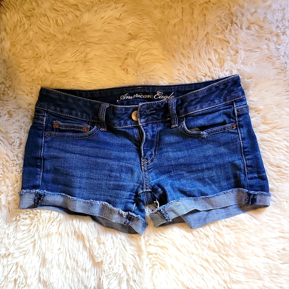 American Eagle size two hip hugging shorts